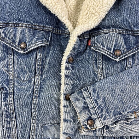 Vintage 80s Levis Sherpa Lined Denim Trucker Jacket Men 40R USA Jean Patches - Picture 3 of 16